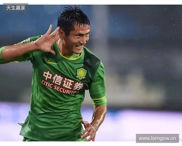 邵佳一：国足没有梅西C罗姆巴佩，不可能把球给一个人就解决问题